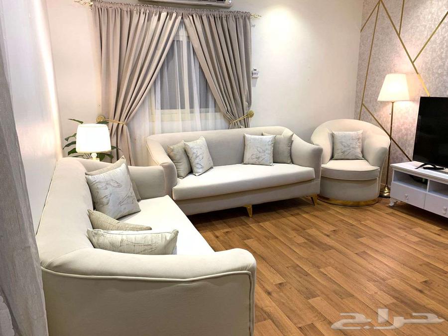 كنب واحد كرسي حق نفر اثنين كنب حق ثلاث اشخاص موضح في صورة64539415105281110