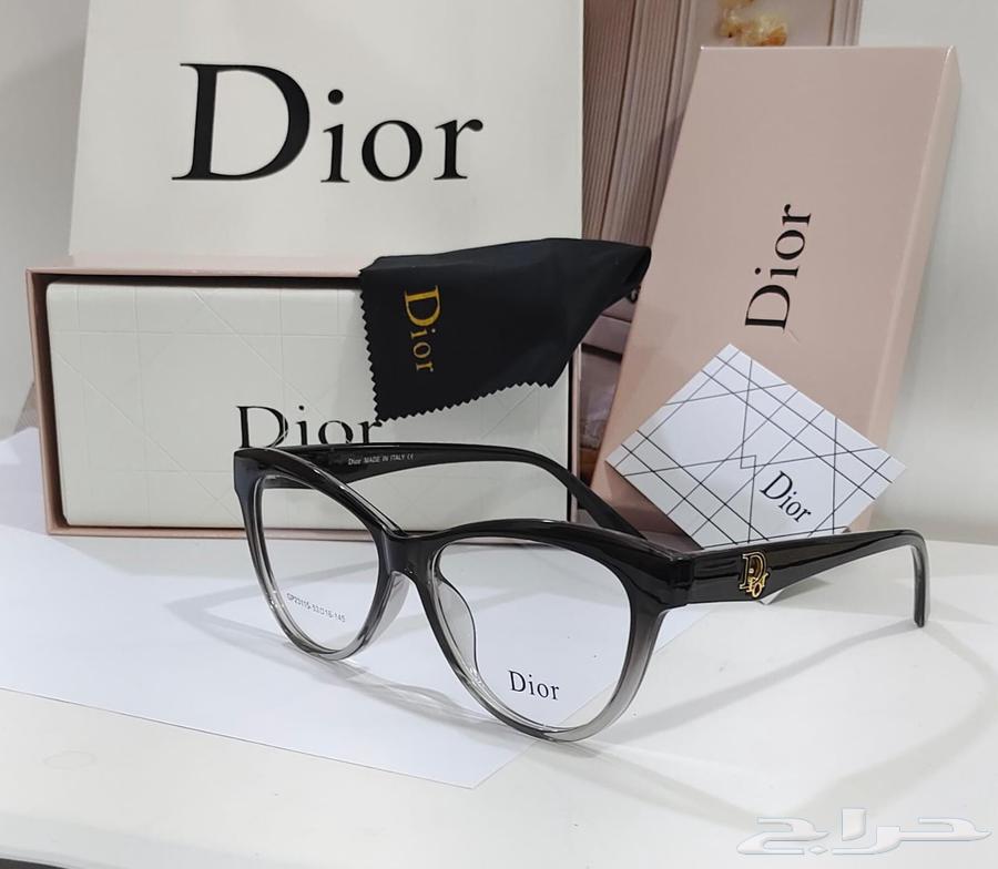 نظارات طبيه درجه اولى مع ملحقاته كامل السعر 10064536182198147111