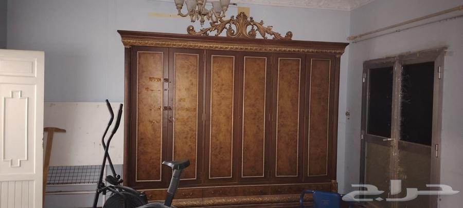 للبيع جده64543408141185110