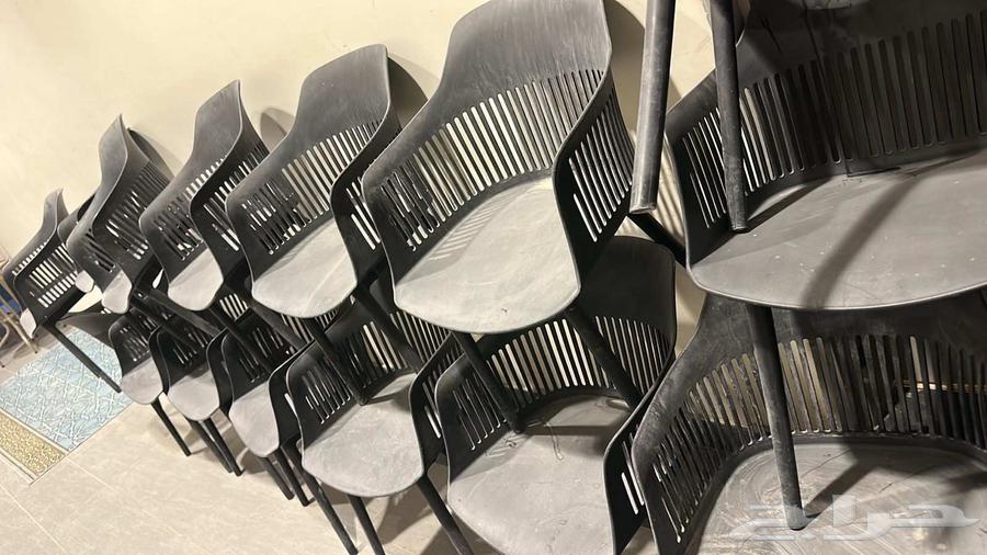 كراسي وطاولات للبيع64535652698625111