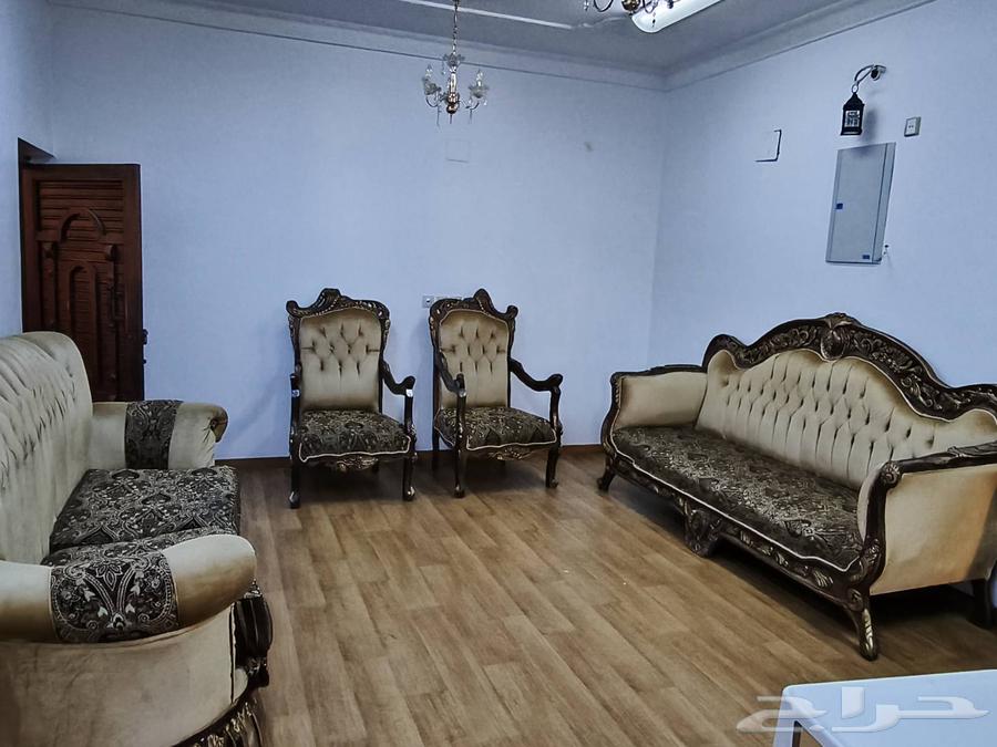 جلوس بحالة ممتازة للبيع خميس حي الراقي .. سراير64539202312449110