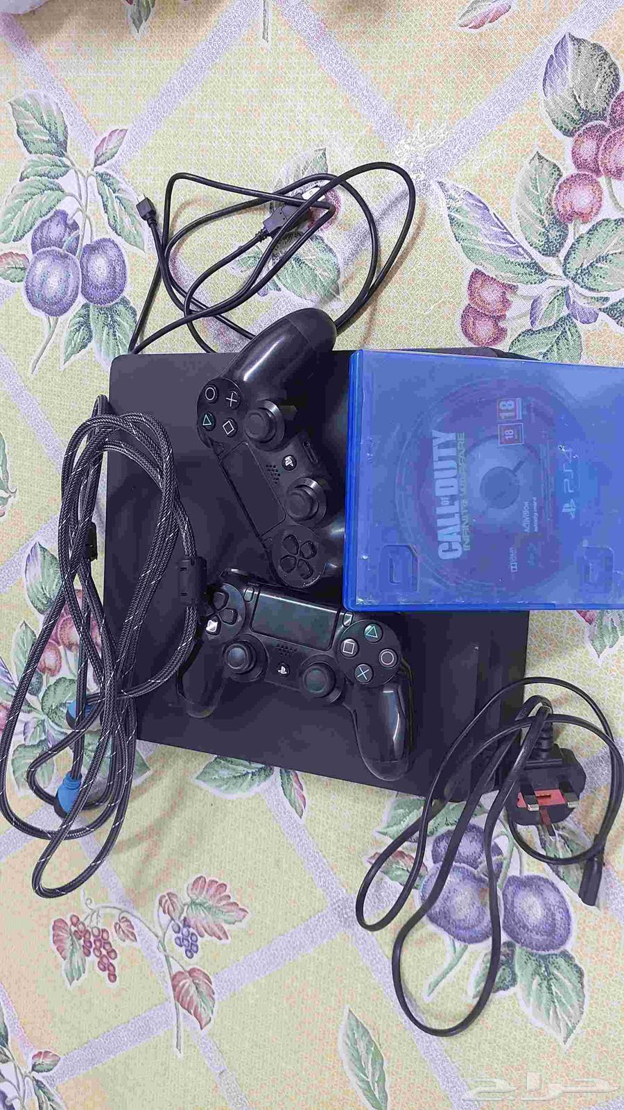 جهاز بلايستيشن 4 سليم للبيع _ سبب البيع محتاج المبلغ64540010622210111