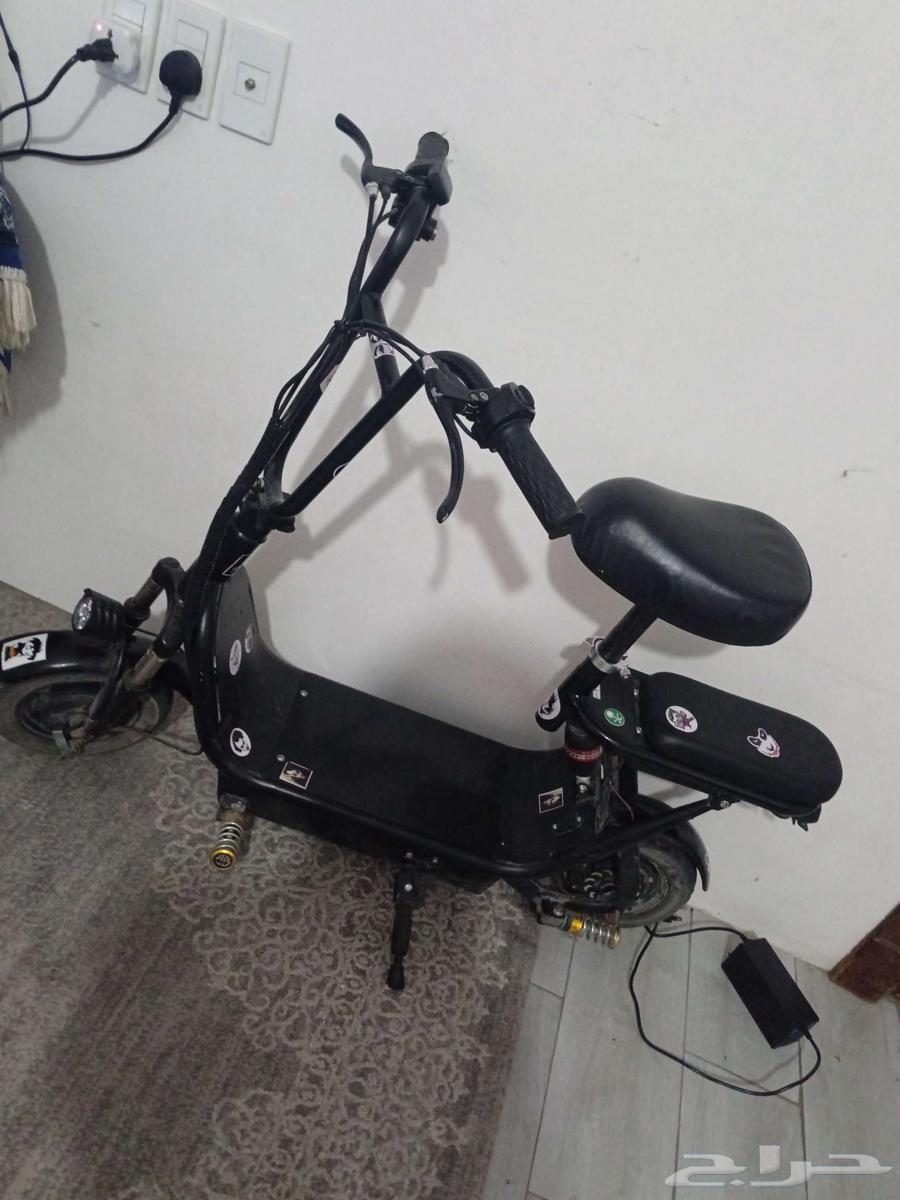 750 scooter price but needs a dynamo for fast 5064543634352643110