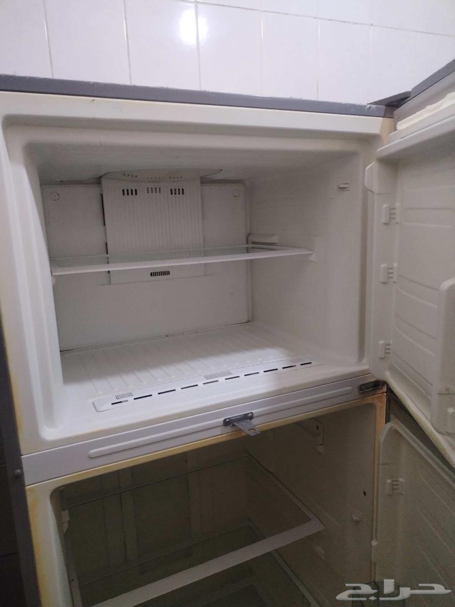ثلاجه وبوتجاز للبيع المستعجل64538869546626110
