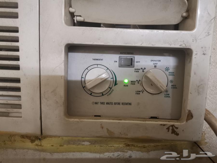 3 air conditioners one and a half ton in excellent condition and one two-ton air conditioner in excellent condition64541065521025112