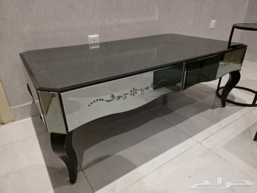 طاولة تلفزيون و طاولة مجلس من هوم سنتر64542969499266113