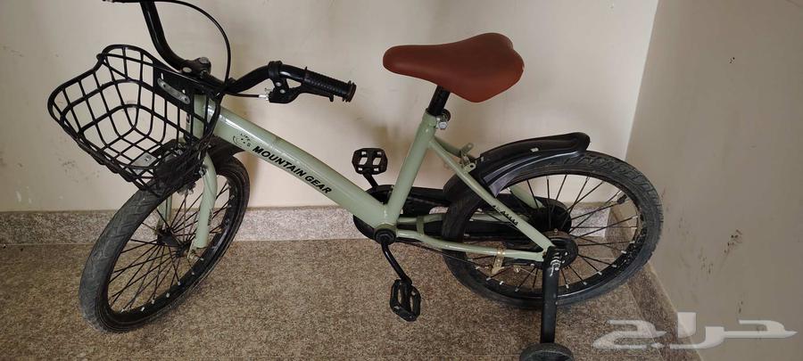 Low-usage motorcycle64539130319874111