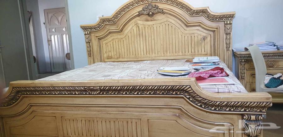 للبيع غرفة نوم مستعملة جيدة مع مرتبه امريكية ممتازة64536711286914111