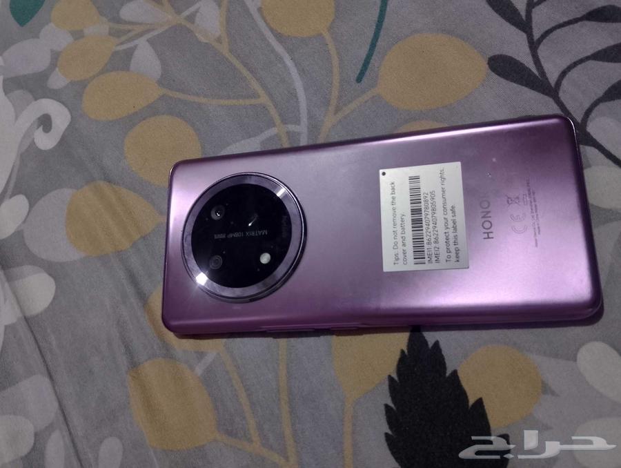 استخدام شهرين معاه الشاحن الاصلي والكرتونه64543436220291110