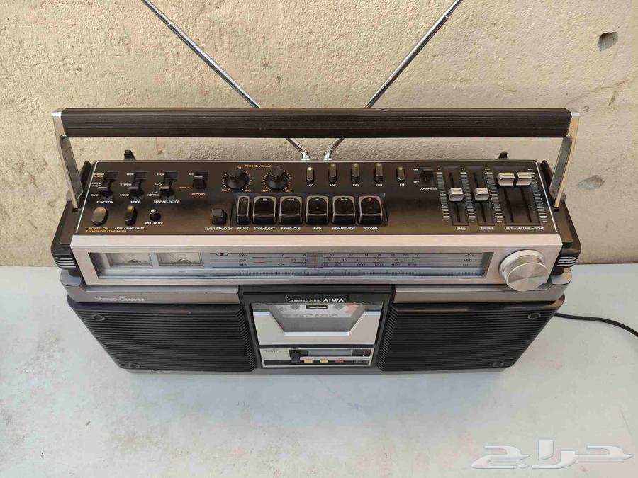 مسجل كاسيت وراديو ماركة AIWA أيوا اليابانية قديم ونادر64536418102274111
