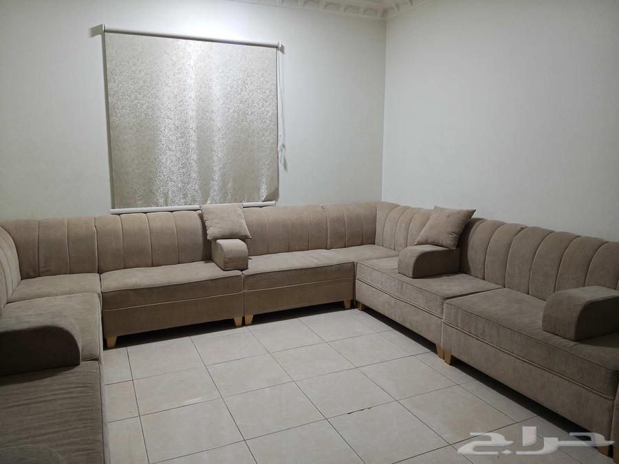 كنب 10قطع مع طاوله 700ريال دور 364540978643203110