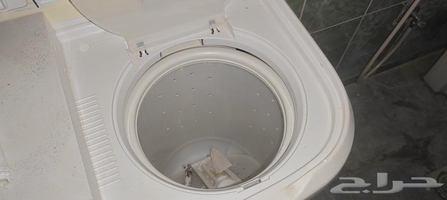 غسالة ملابس عادية مستعملة للبيع وفرن كهربائي64536252102145111
