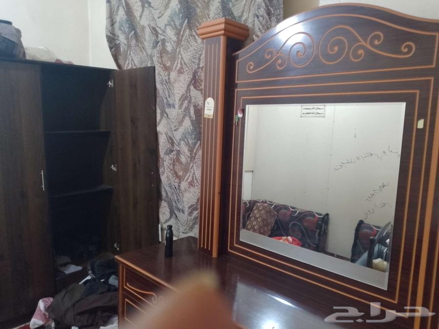 سرير نفر واحد مع تسريحه مع دولاب 400 ريال واتس64536307580290112