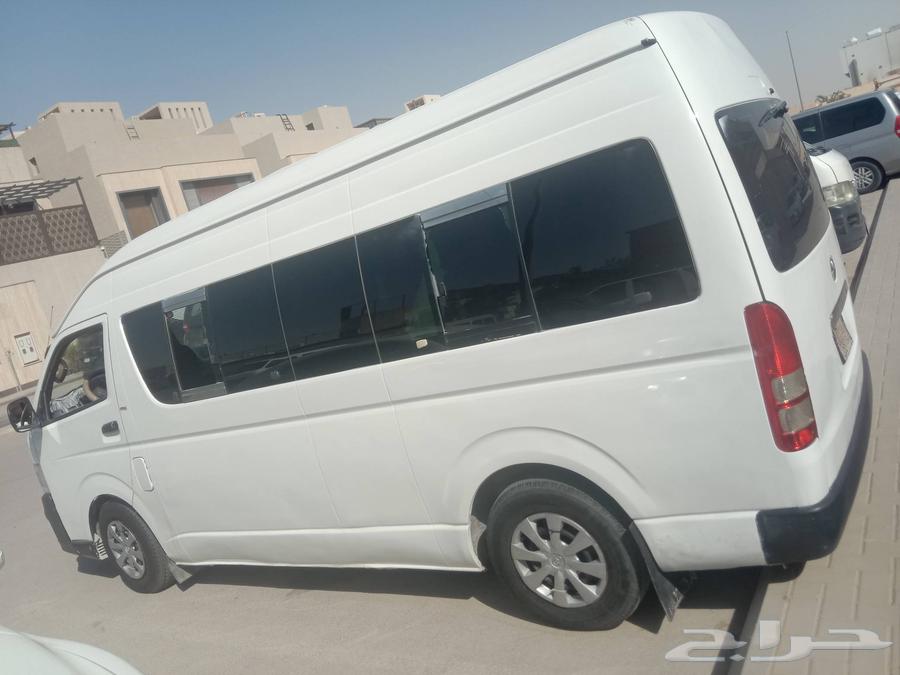 Hello, buses for transporting workers and students in Al-Yarmouk and Seville64233847181954110