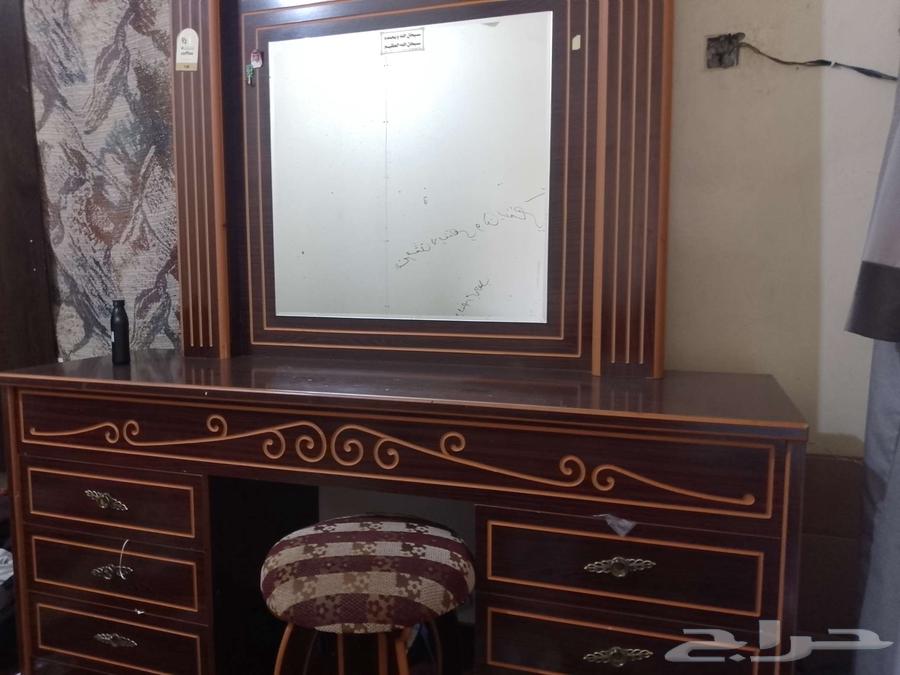 سرير نفر واحد مع تسريحه مع دولاب 400 ريال واتس64536307580290110