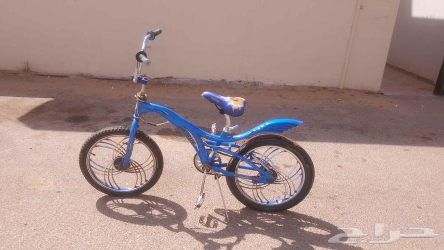 Used Cobra Cycle Notes.. Rear tire is flat, needs replacement64536961616129110