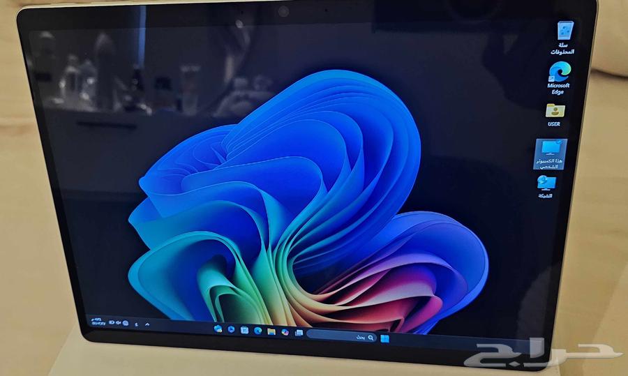 For sale Microsoft Surface Pro 11 tablet, new in box, never used64538120638593110