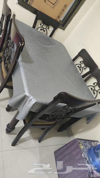 Dining table64536864504194110