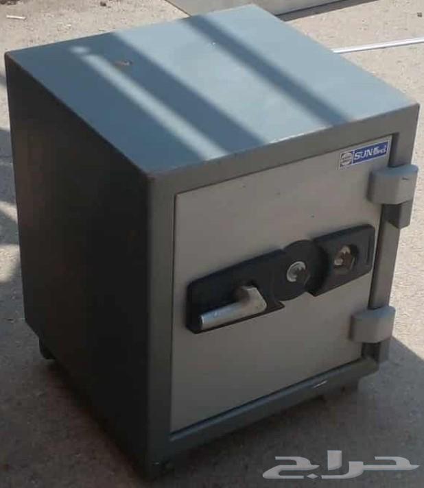 خزائن خزن حديدية للبيع عدد 25 خزينة ( تم البيع )64536641133955110