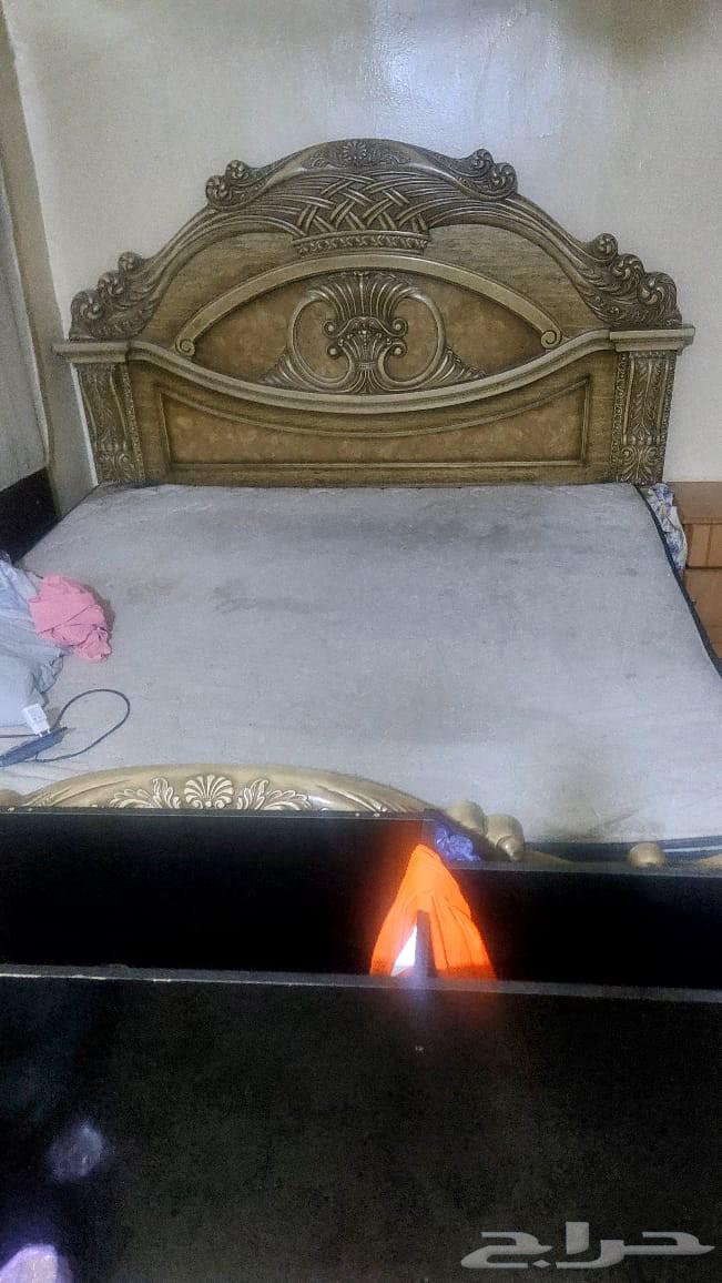 There are bedroom items with a large bed desk - wardrobe - dressing table64537449709313113