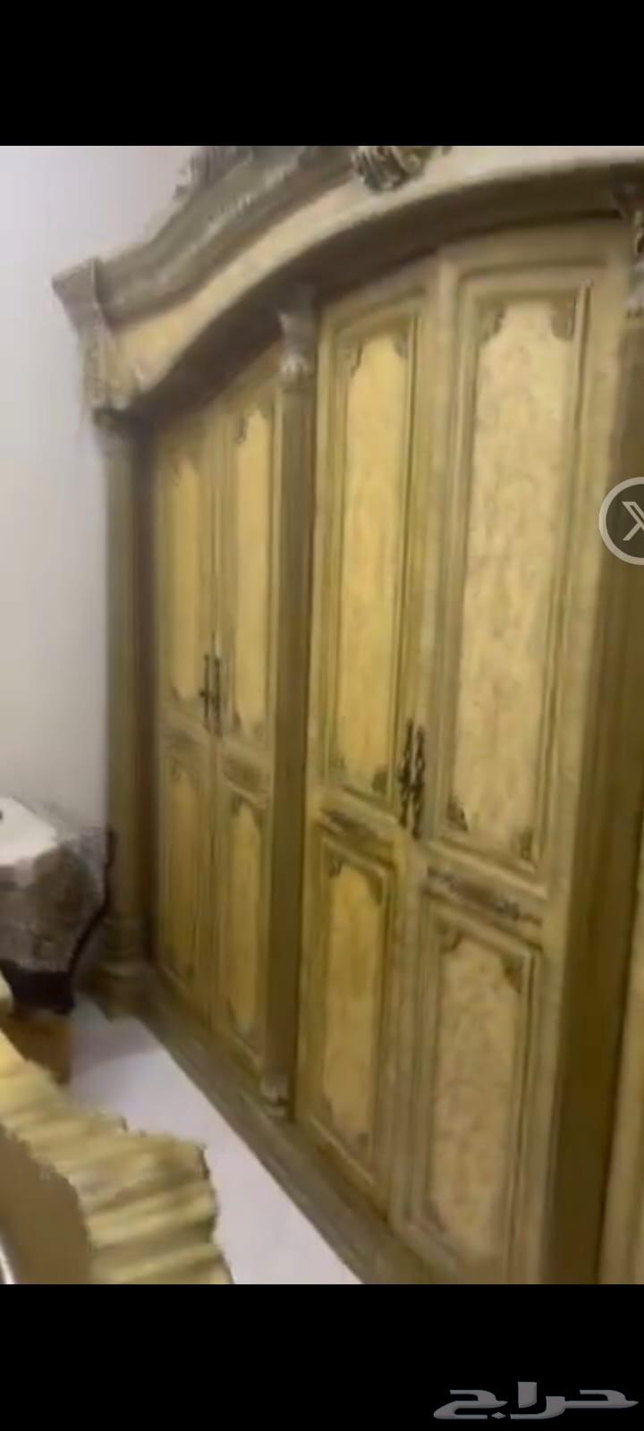 يوجد غرفة نوم بسعر مناسب 400ريال تواصل64536473608579112