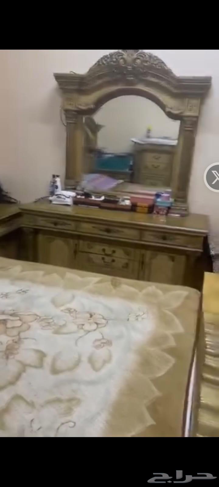 يوجد غرفة نوم بسعر مناسب 400ريال تواصل64536473608579111