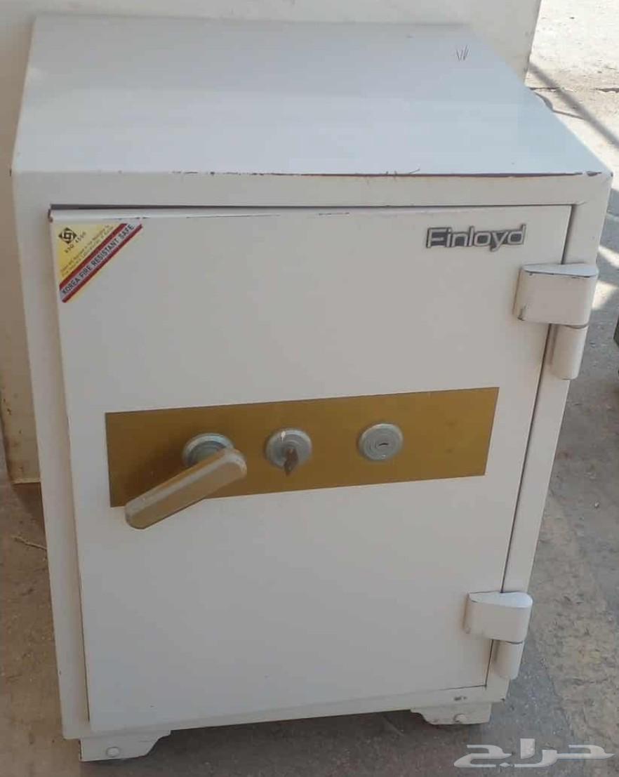 خزائن خزن حديدية للبيع عدد 25 خزينة ( تم البيع )64536641133955112