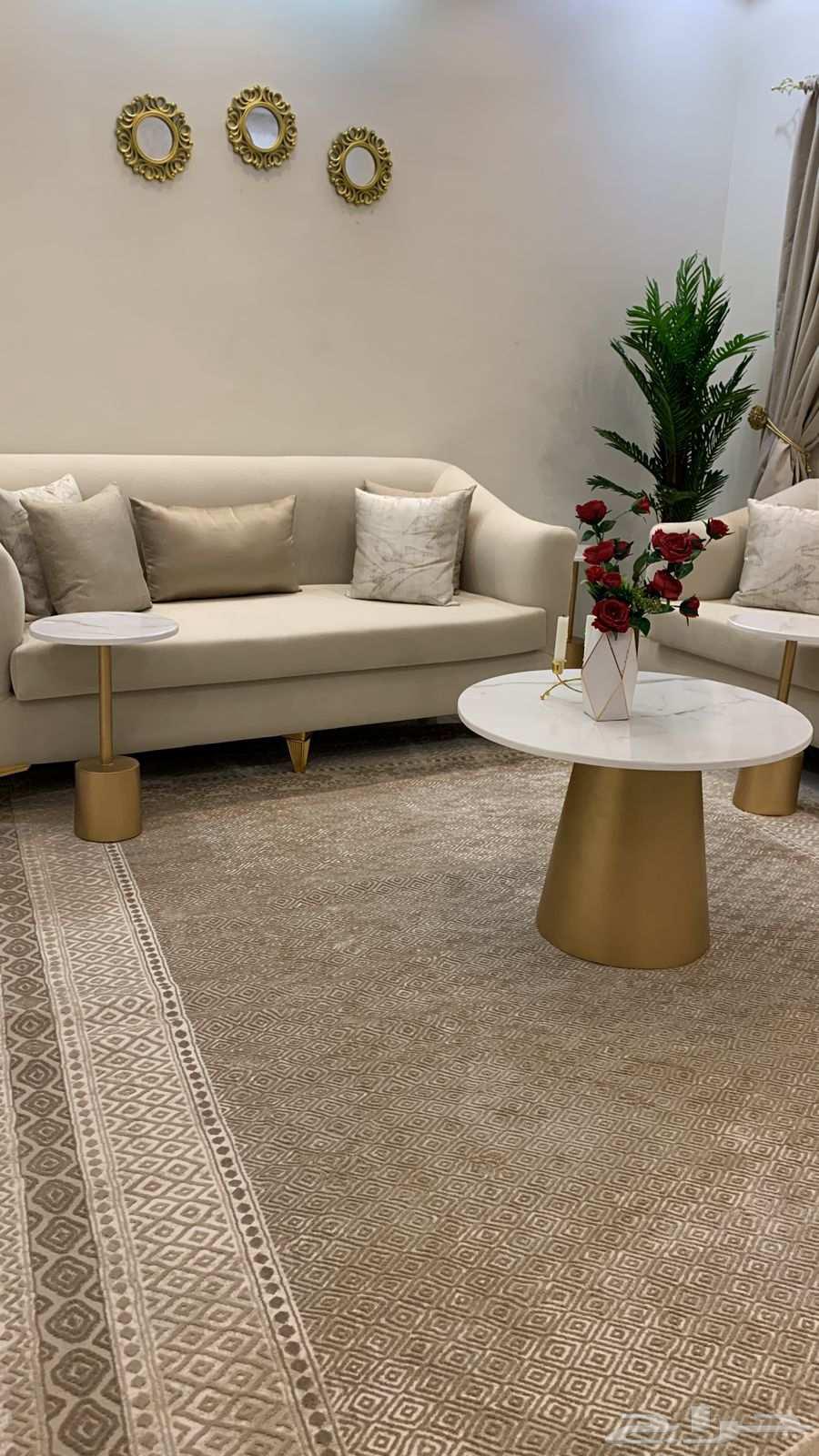 كنب واحد كرسي حق نفر اثنين كنب حق ثلاث اشخاص موضح في صورة64539415105281111