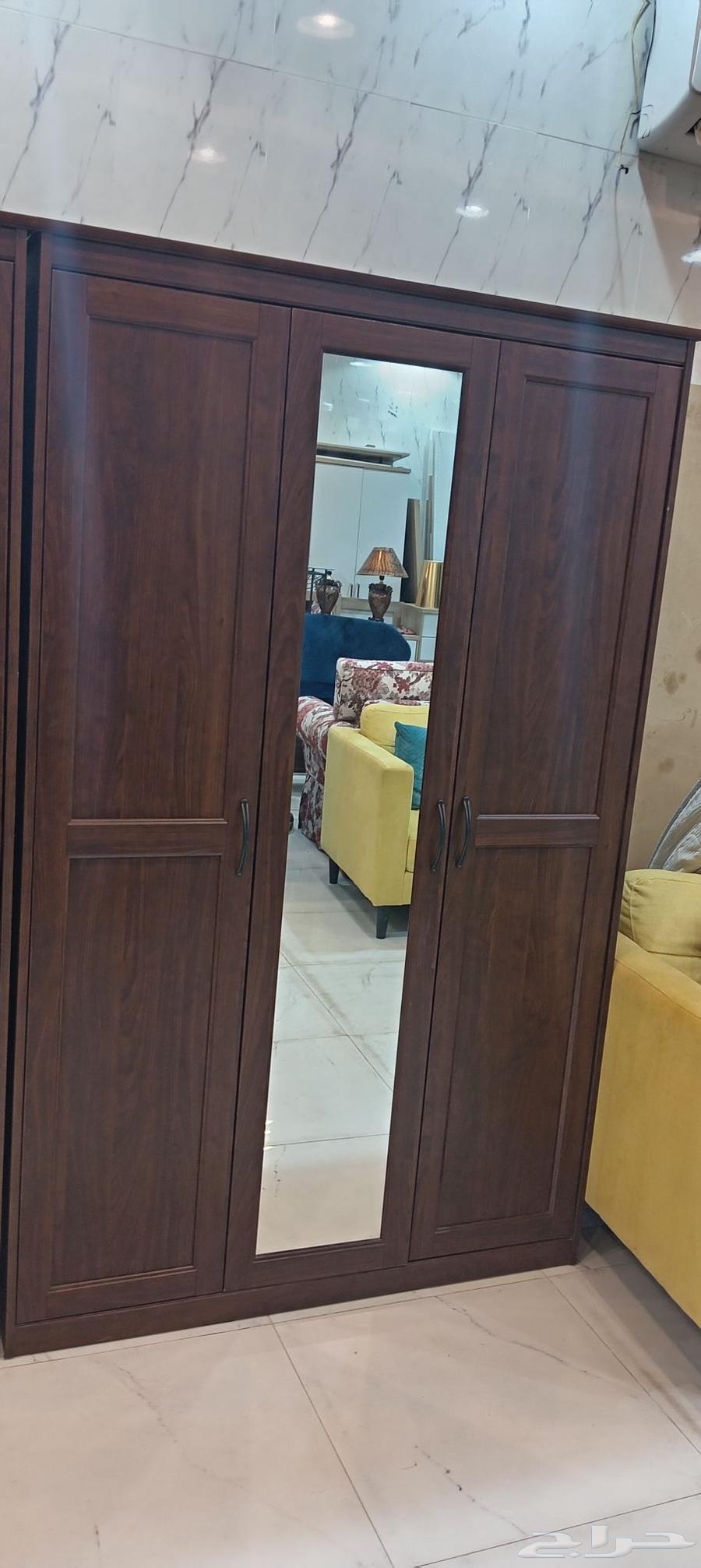 دولب ثلاثه باب من ايكيا64541750038530111