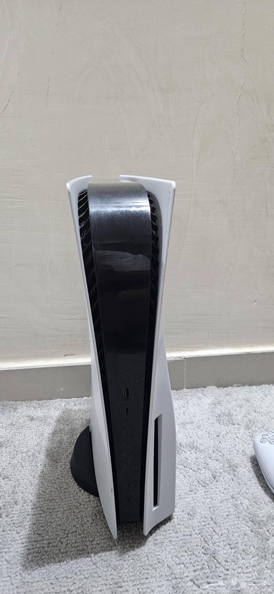 بلاي ستيشن 5 للبيع64535364775426111