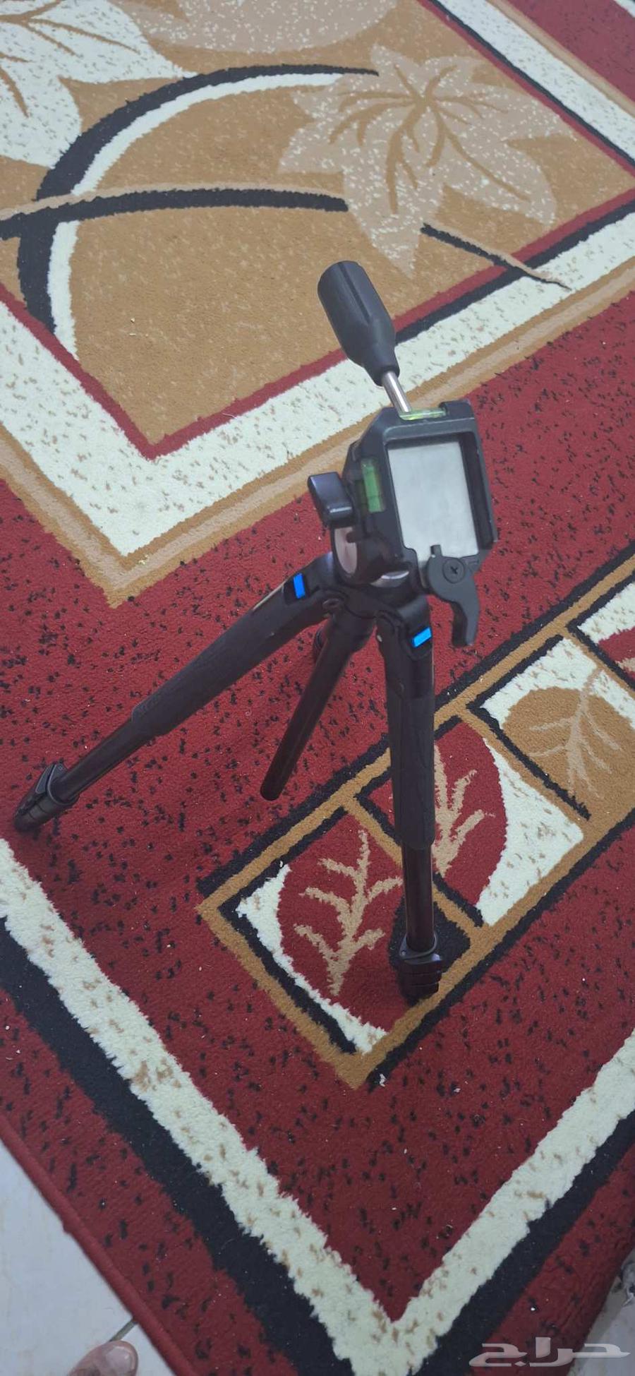 حامل كاميرا نوع سليك شبه جديد64536223845634111