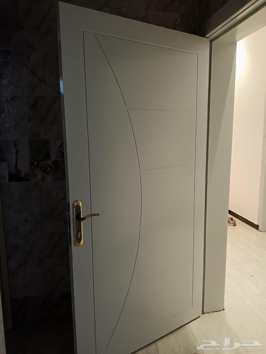 معلم ديكورالدهانات بويا الباكستاني في منطقة حاىل سعوديه.64260667368578113