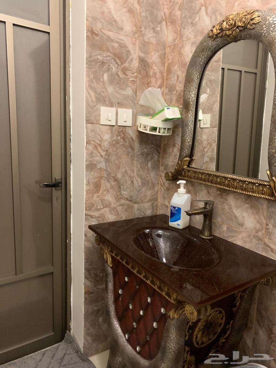 مغاسل شبه جديده للبيع64542415850369111