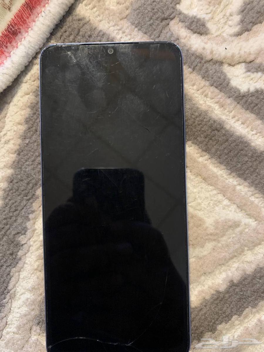 جوال ايفون 7 بلس وجوال ردمي A364542856350594110