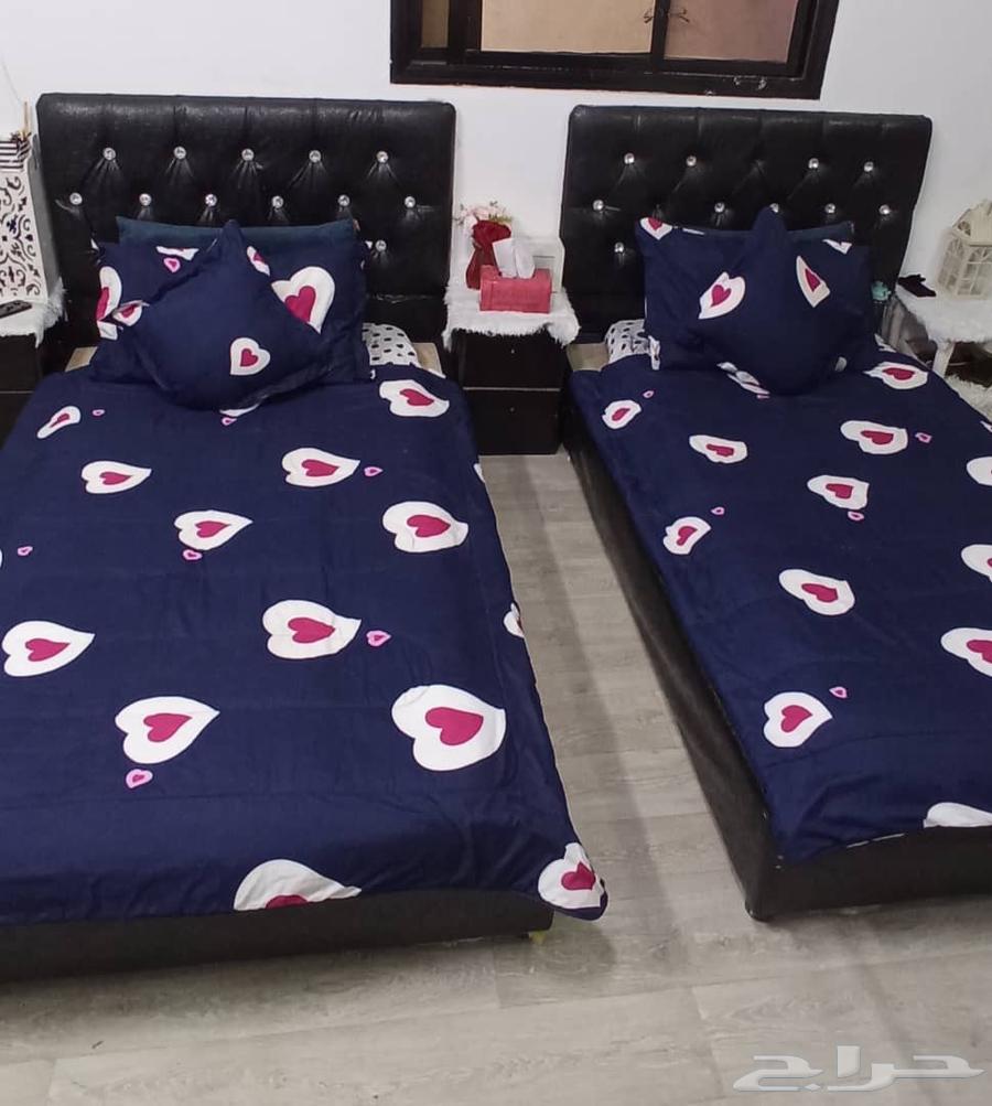 سريرين للبيع كل سرير نفر ونص نظيفه جدا للبيع64536348601603111