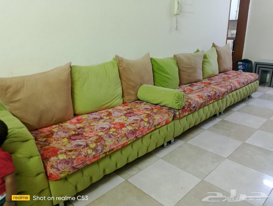 كنب للبيع المستعجل جدا64405069806850110