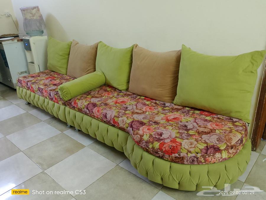 كنب للبيع المستعجل جدا64405069806850111