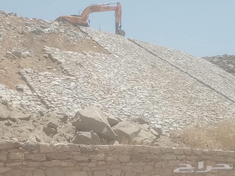 معلم حجر وقص قص اراضي64566092129155112