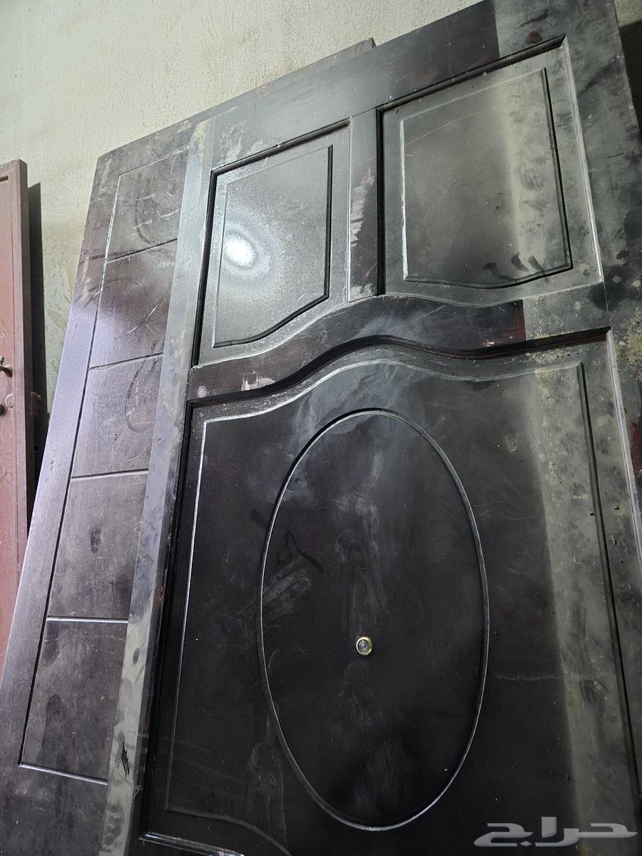 ثلاث ابواب لشقة بدون حلوق64408007559171111