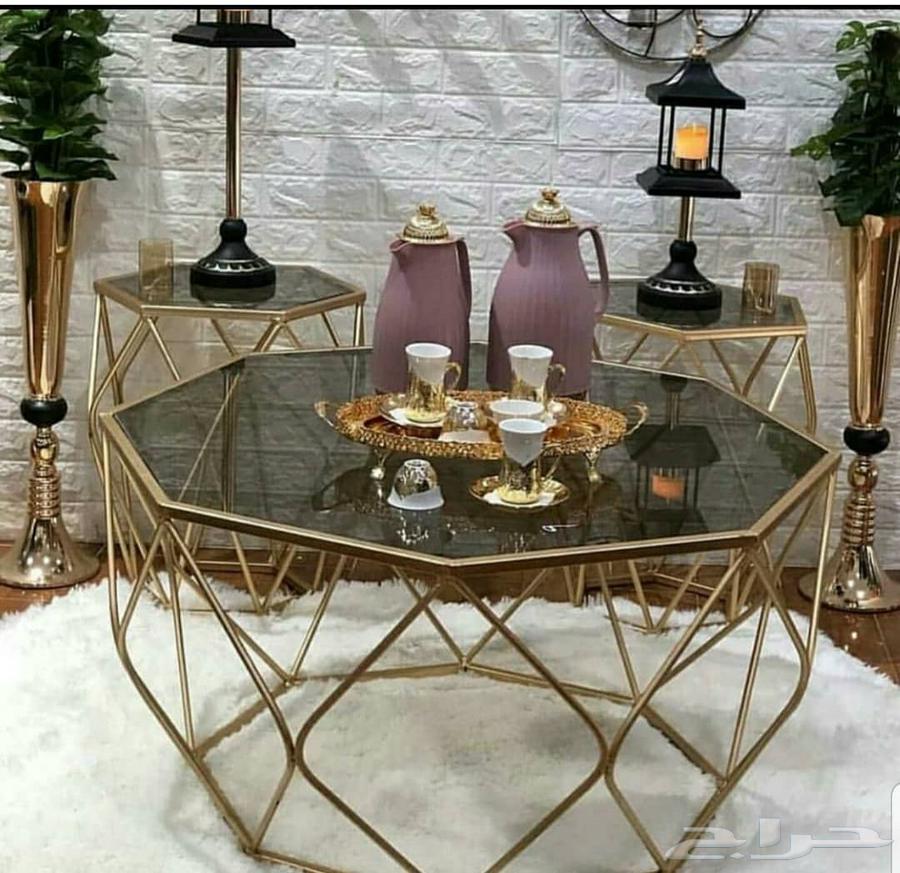 طاولة قهوة و4 خدمه 200 فقط64405389841795110