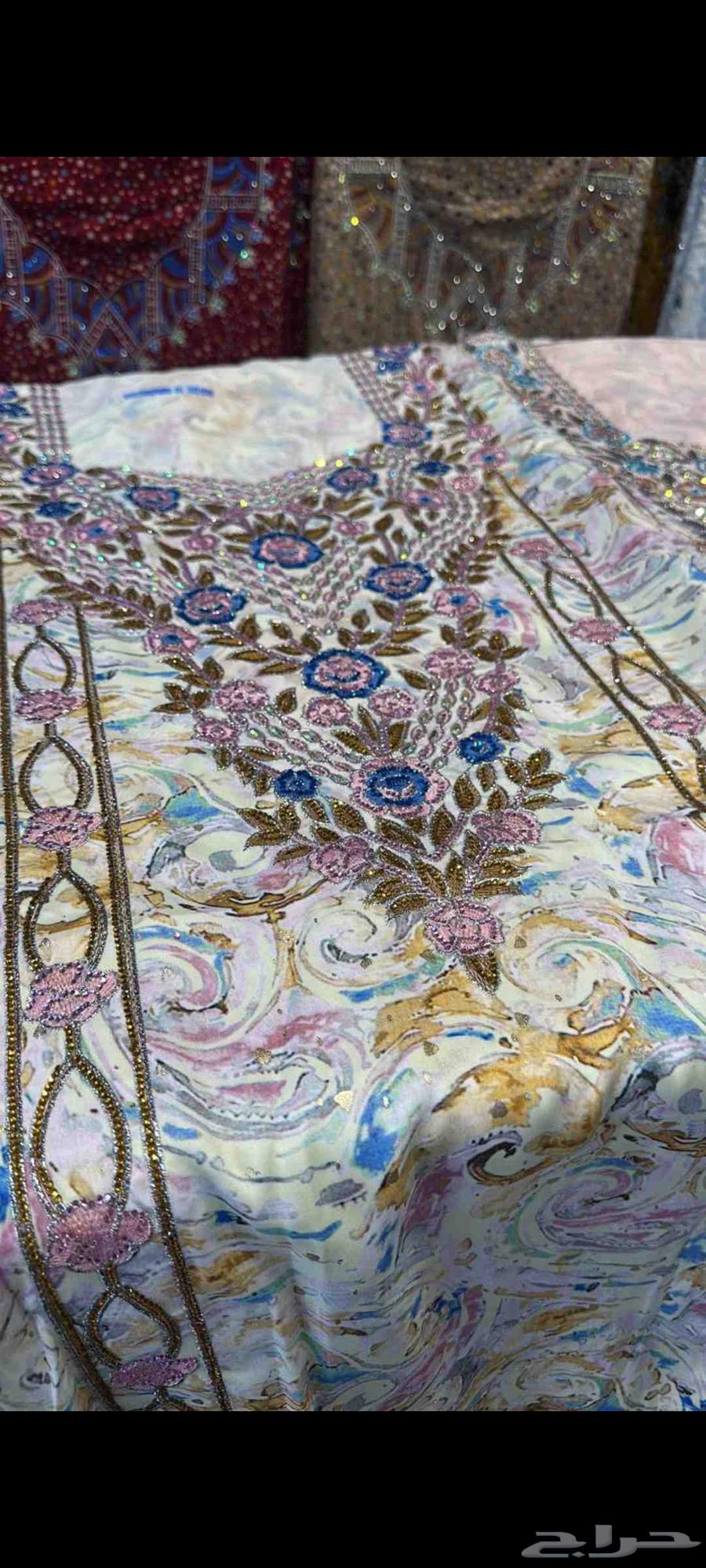 مخاور الالوان تخطف الانظار64409851948419114