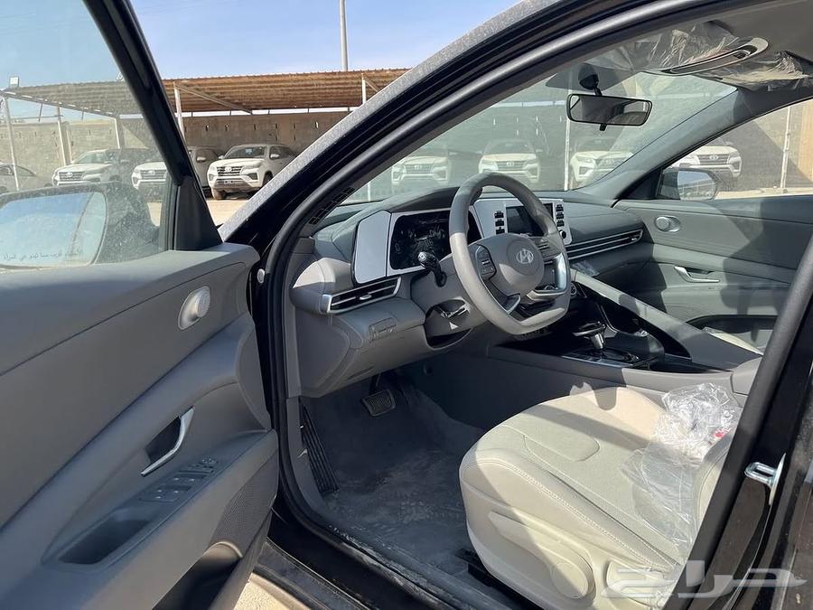 Hyundai Elantra 2.0 Smart Plus 202664560698303875114