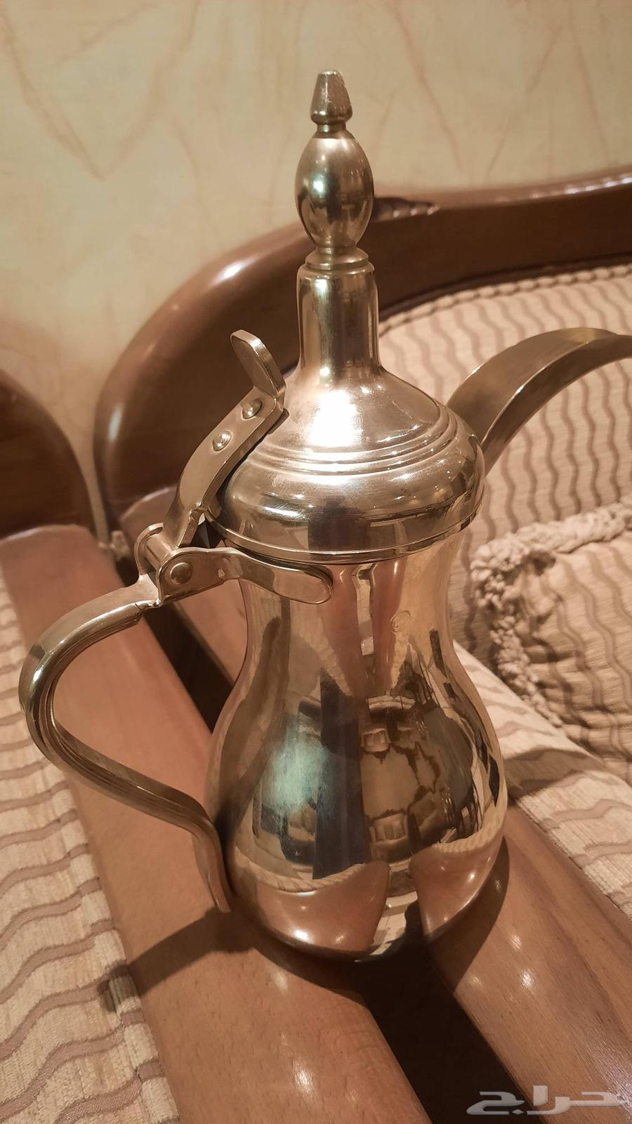 4 original dallahs from Al-Saif company, except for the smallest silver one64409643673089112