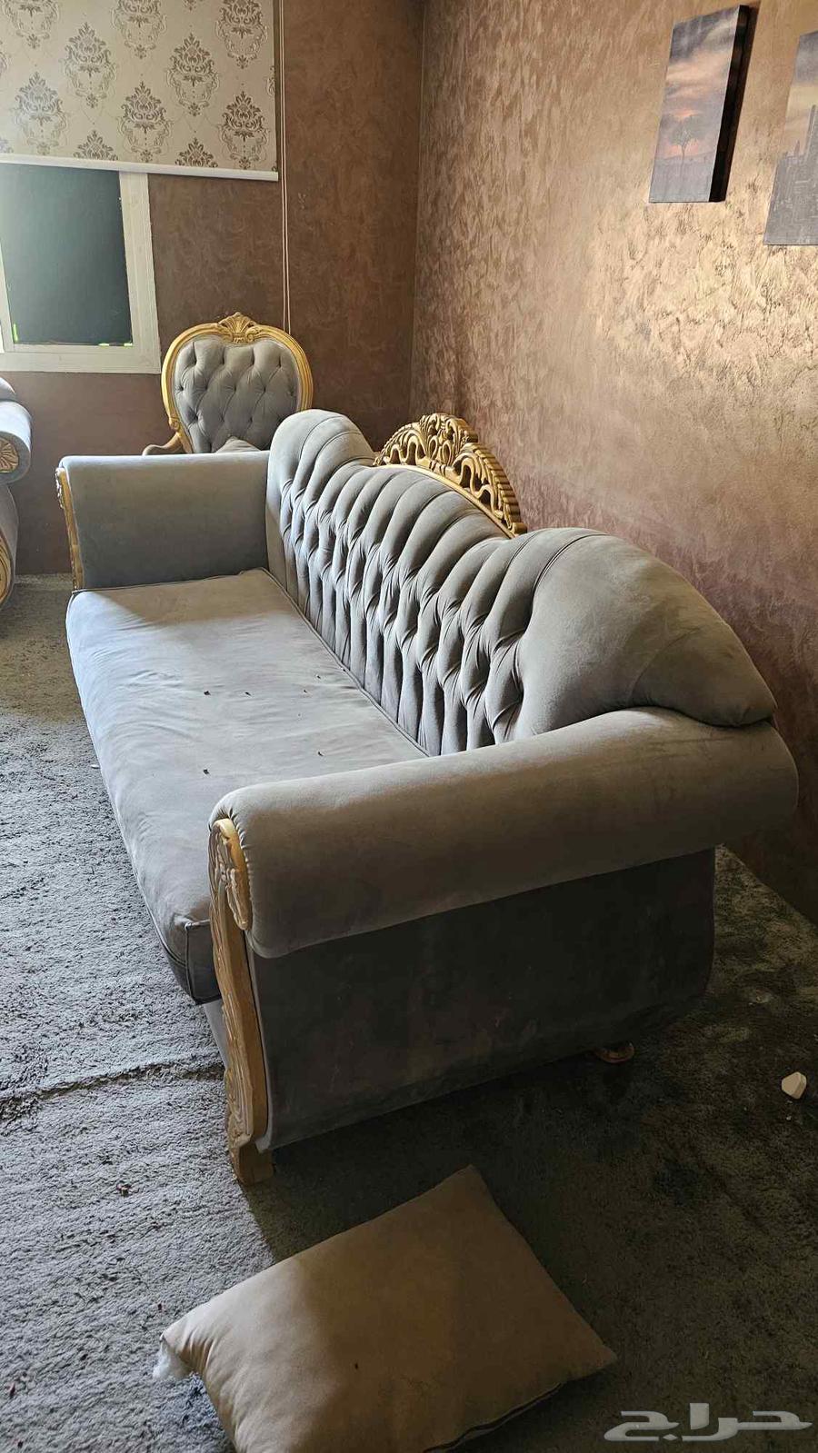 للبيع دواليب الألمنيوم واحد للمطبخ و دولابين ملابس كنب تركي64409491693954113