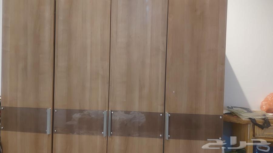 السلام عليكم لدي عفش للبيع للراغب   التواصل واتساب64410004436353110