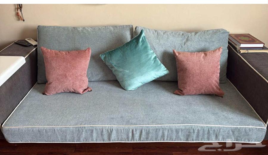 كنب للبيع ماركة هوم بوكس بسعر 80064406876774529112