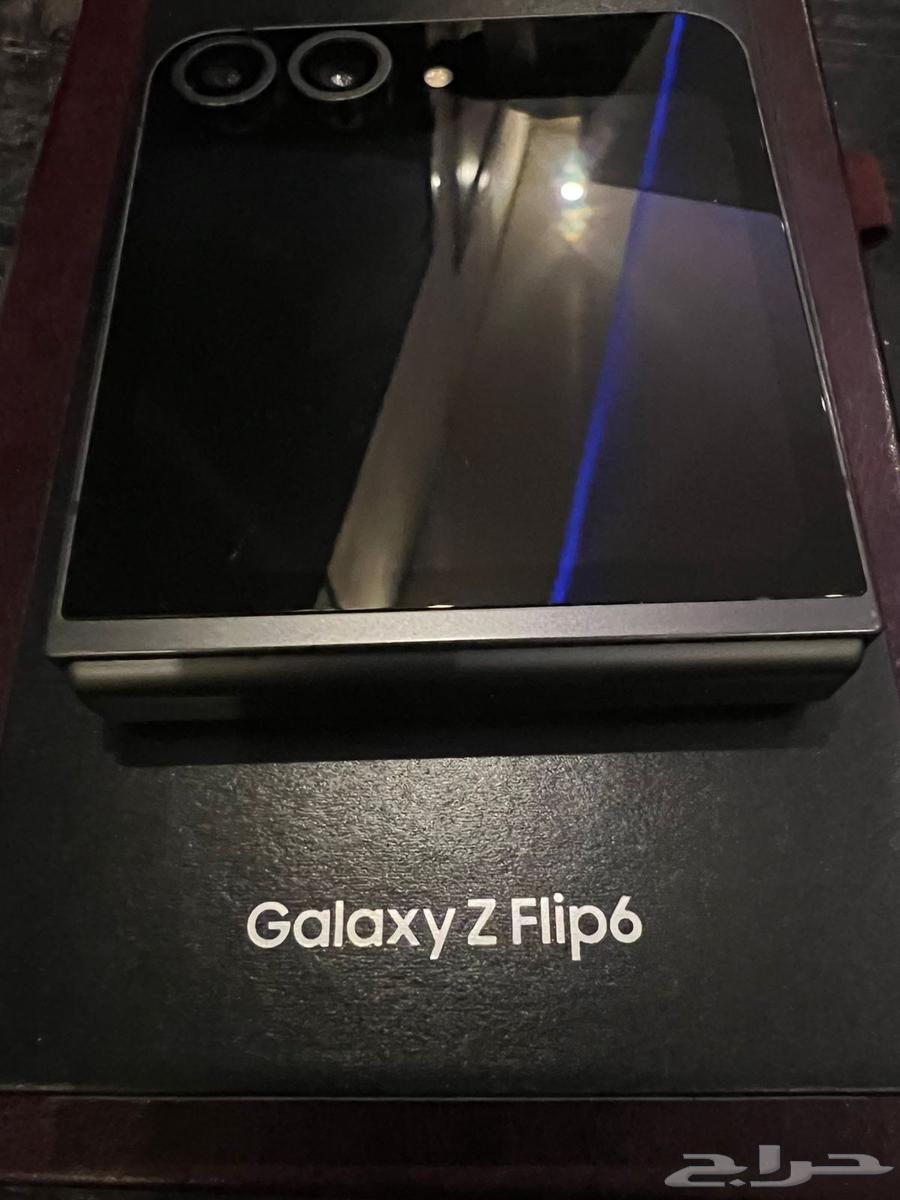 للبيع جوال جلكسي فلب 664409394270466110