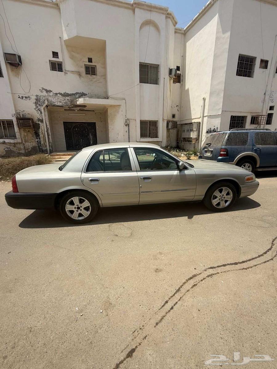 للبيع فورد كراون فكتوريا موديل 201264564157250305113