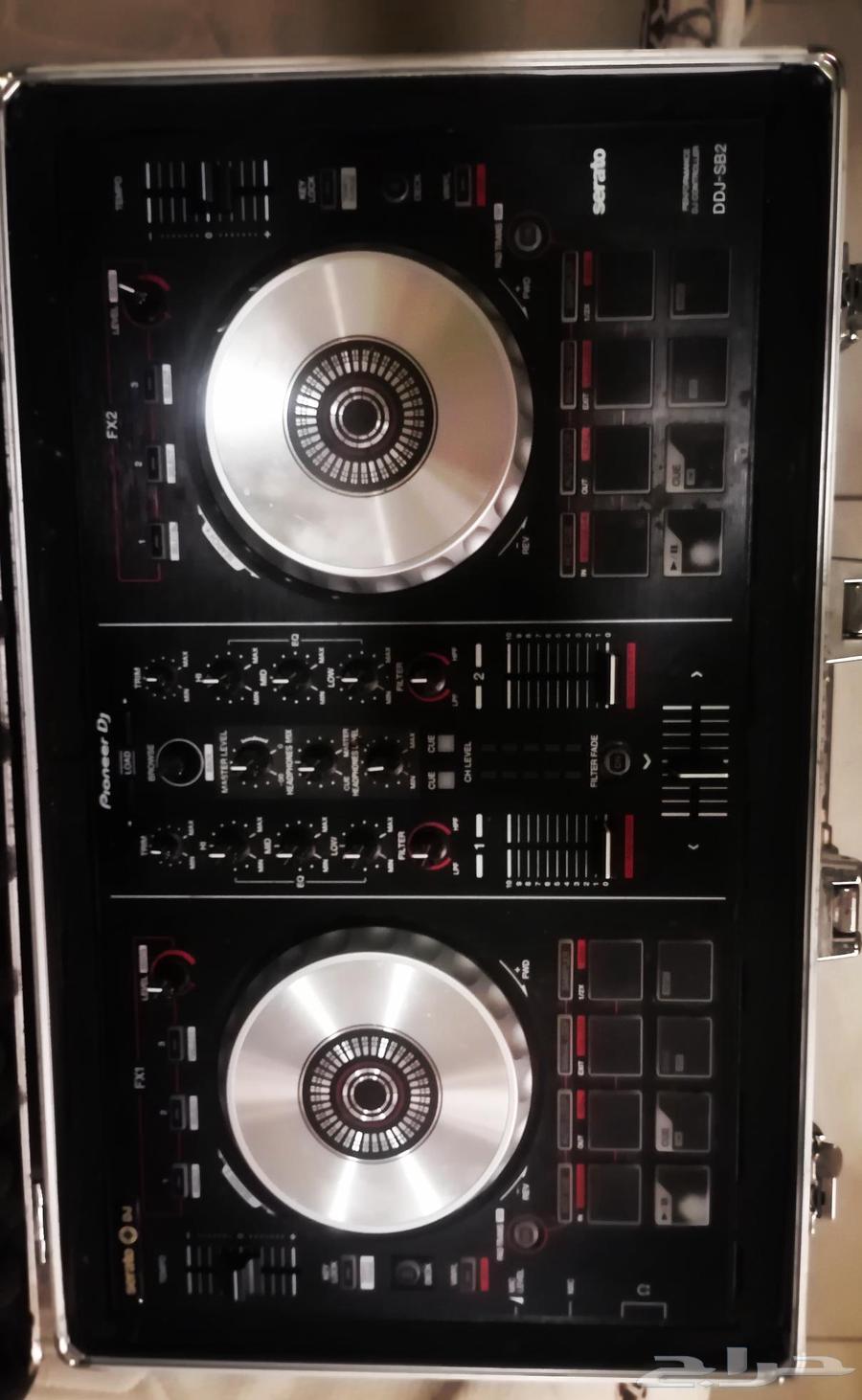 Pioneer DDJ-SB2 Deejay Controller and handy travel case64406513830403112