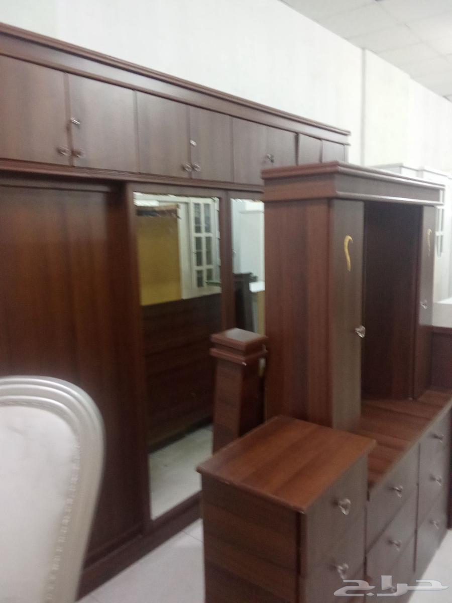 يوجد لدينا غرف مستعمل ودوليب مع توصيل وتركيب بي أقل السعر64411620902018113